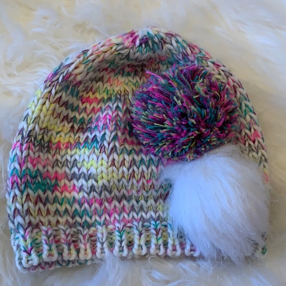 ⭐️Girls multicolor beanie from Target - Picture 1 of 3